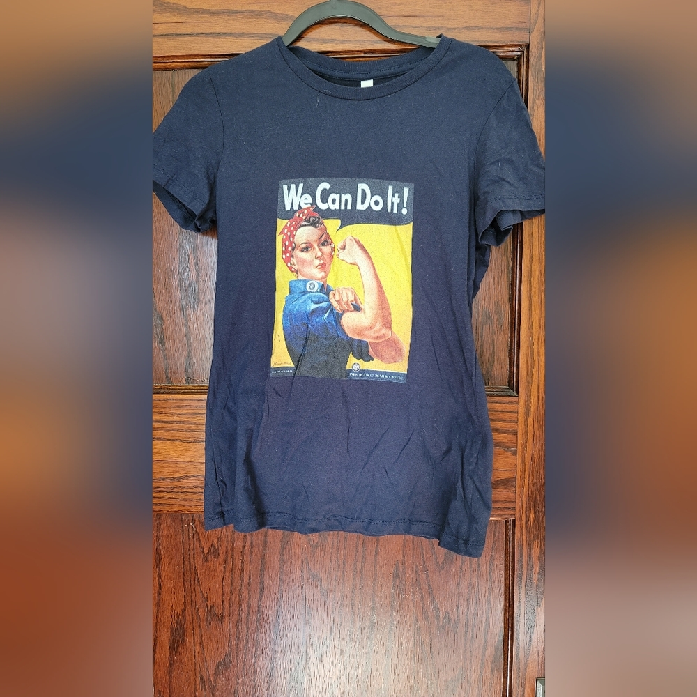 Womens Rosie the Riveter tshirt Size XL